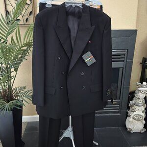 NWT Lucci ColleZione sz 42S 36W Canali black mens suit - Made in Italy 34 waist